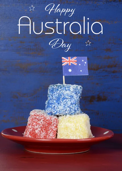 Día de Australia rojo, blanco y azul lamingtons partido de alimentos . —  Fotos de Stock