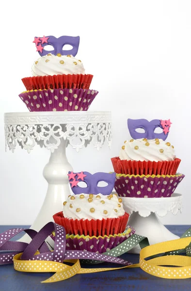 Mardi Gras cupcakes — Stockfoto