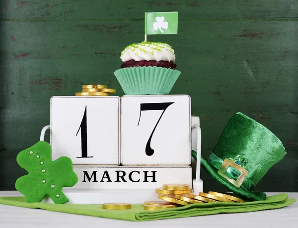 Feliz día de San Patricio cupcakes —  Fotos de Stock