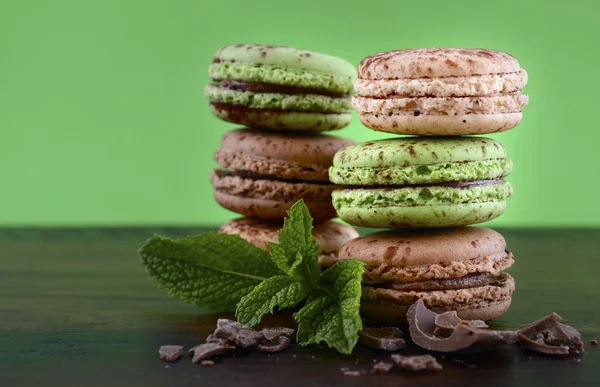 Macaroons de hortelã-chocolate — Fotografia de Stock