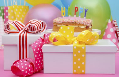Happy Birthday Party Table 