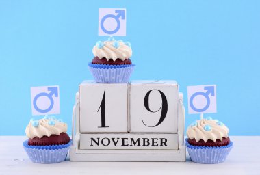 Erkek sembolleri ile uluslararası Mens gün Cupcakes.