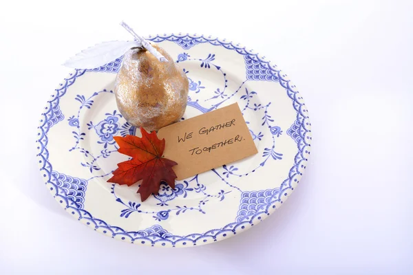 Table de Thanksgiving bleue, blanche et dorée — Photo