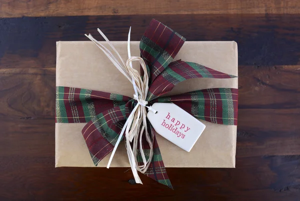 Natural rustic Christmas holiday gift — Stockfoto
