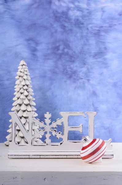 Moderna jul mantel dekorationer. — Stockfoto