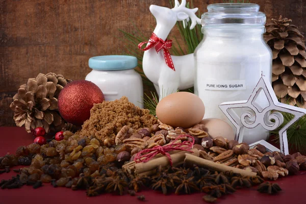 Ingredientes festivos de cocina cruda . — Foto de Stock