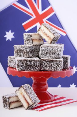 Geleneksel Avustralya Lamington kek