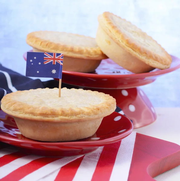 Traditionelle australische Fleischkuchen — Stockfoto