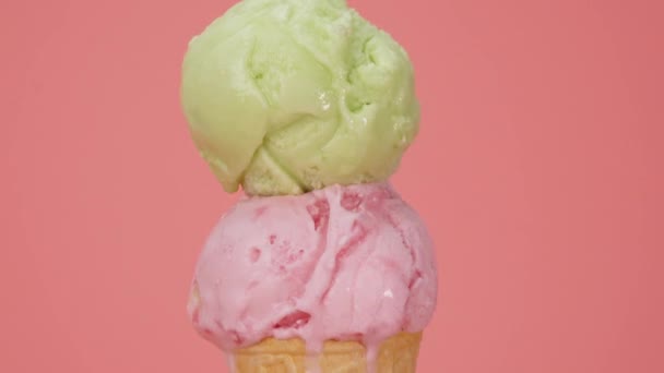 Time Lapse Melting Shetbet Strawberry Ice Cream Cone Ice Cream — Video