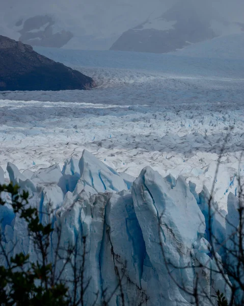 Pionowy Widok Powierzchnię Lodowca Perito Moreno Południowej Argentynie Patagonii Wędrówka — Zdjęcie stockowe