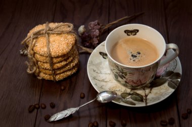 Kahve ve yulaf ezmesi kurabiye