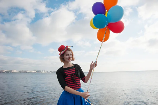 Ragazza con palloncini — Foto Stock