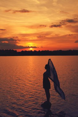 gün batımında siluet