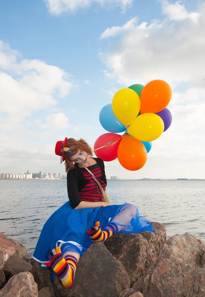 Vrouw met ballen — Stockfoto