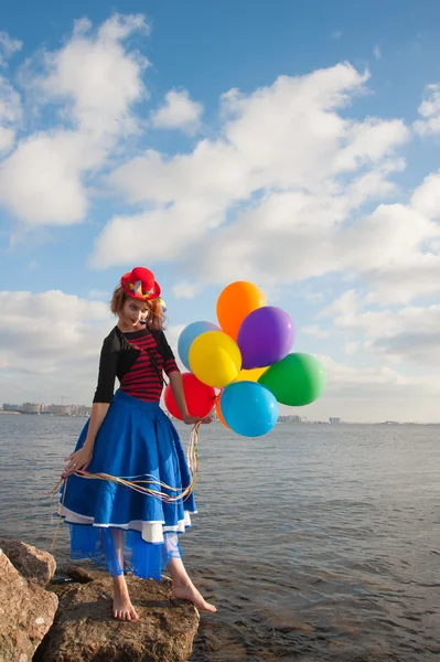 Vrouw met ballen — Stockfoto