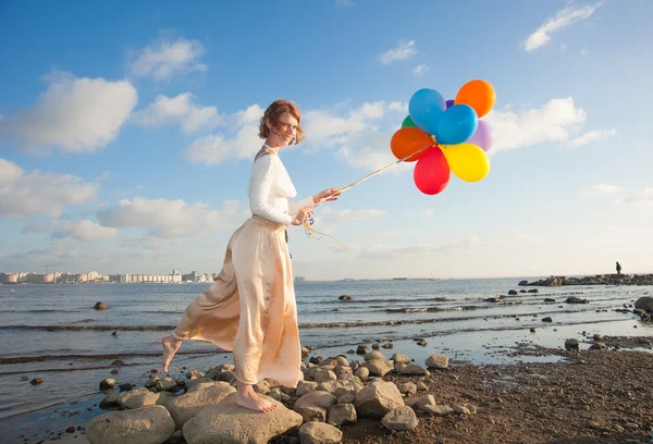 Menina com balões — Fotografia de Stock