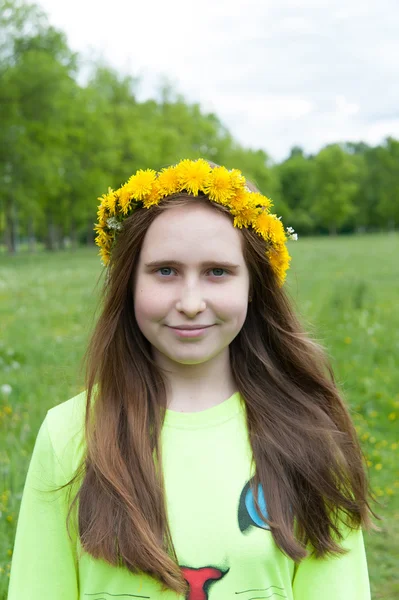 Girl in a wreath — Stock Photo, Image