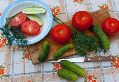  salatalık ve domates