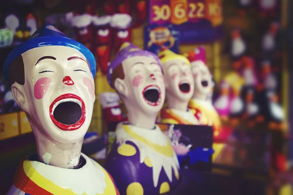Śmiejąc się klaunów w targowych — Zdjęcie stockowe