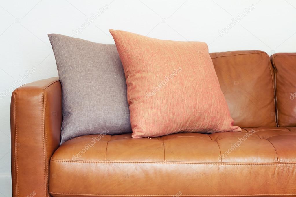 Close Up Of Tan Leather Sofa With Linen, Light Tan Leather Couch