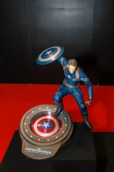 En modell av karaktären Captain America från filmerna och com — Stockfoto