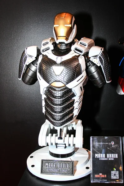 Ein Modell der Figur Iron Man aus Filmen und Comics — Stockfoto