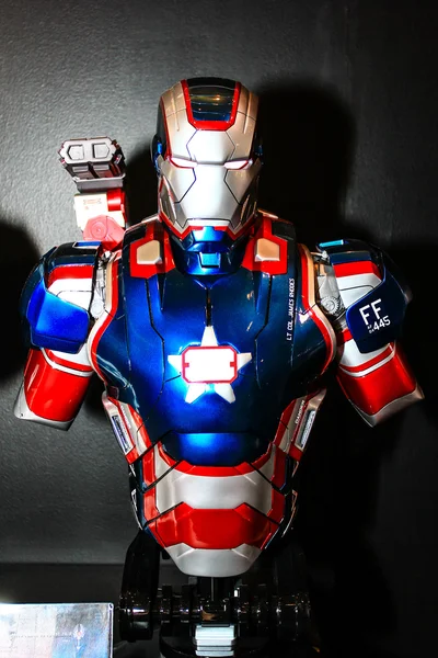 A model of the character Iron Man from the movies and comics — Stock Photo, Image