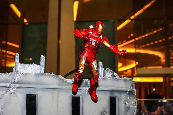 Un modelo del personaje Iron Man de las películas y los cómics — Foto de Stock