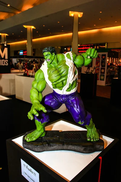Un modello del personaggio Hulk dai film e fumetti — Foto Stock