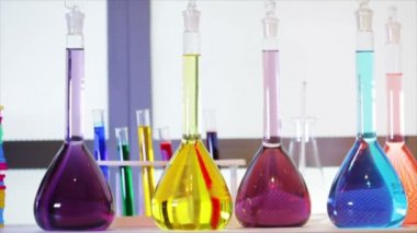 Şişeler için mikroskop parlak sıvılarda