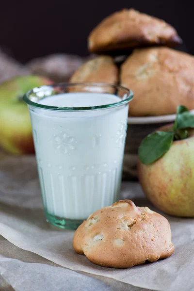 Cookies with apples — Stock Photo, Image