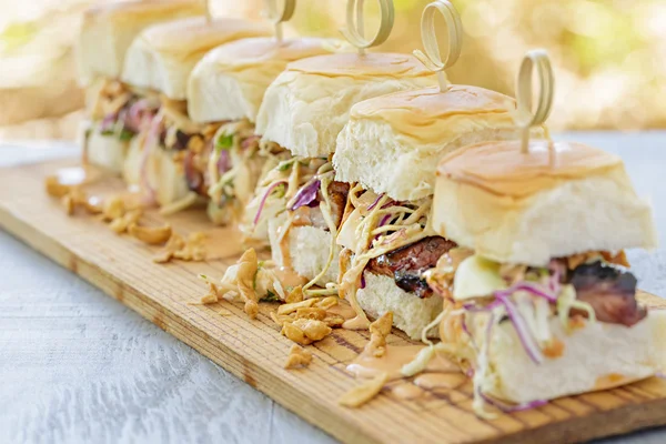 Sliders de frango Char Siu — Fotografia de Stock