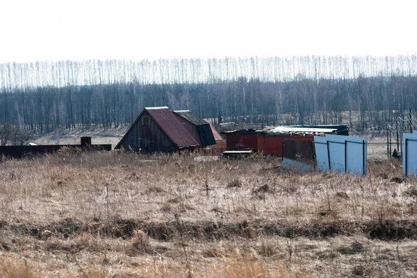 Грунтовая Дорога Окраине Села Весной Россия — стоковое фото