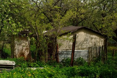 Bahar bahçesindeki ek binalar, Rusya