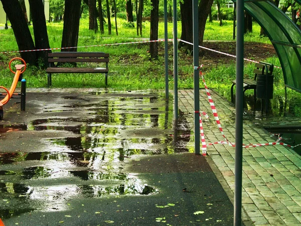 Parque Infantil Después Fuertes Lluvias Verano — Foto de Stock