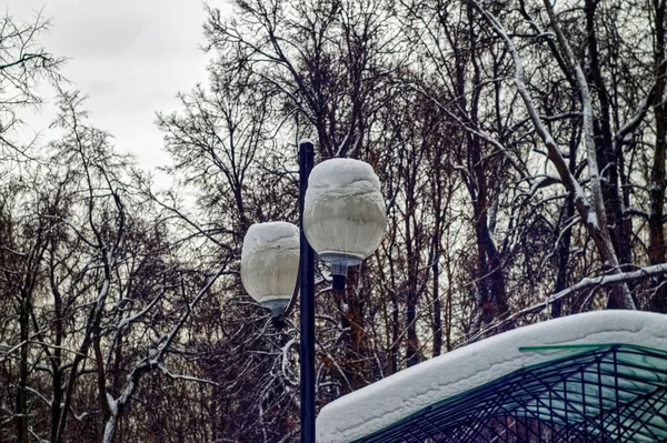 Réverbères Dans Neige Dans Parc Moscou — Photo