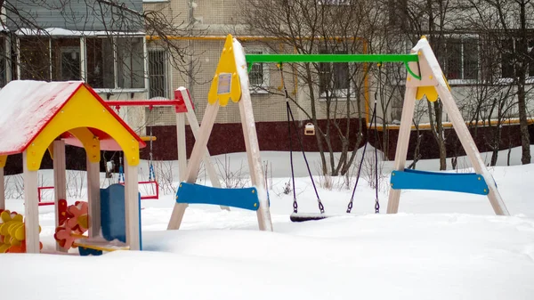 Παιδική Χαρά Μετά Από Έντονη Χιονόπτωση Μόσχα — Φωτογραφία Αρχείου