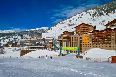 Soldeu ski village clipart