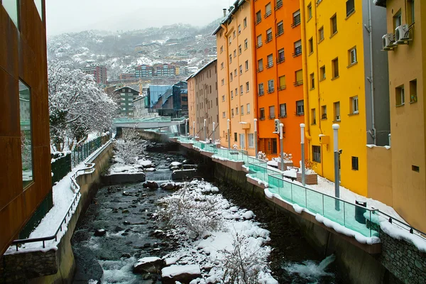 Rio Valira em Escaldes, Andorra — Fotografia de Stock