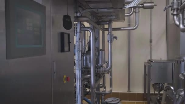 Оборудование для молочных заводов — стоковое видео