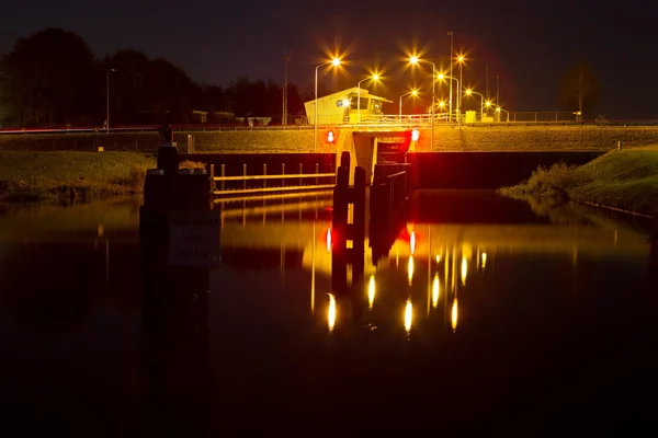 Večerní obrázek Sluis v Hoogeveen — Stock fotografie