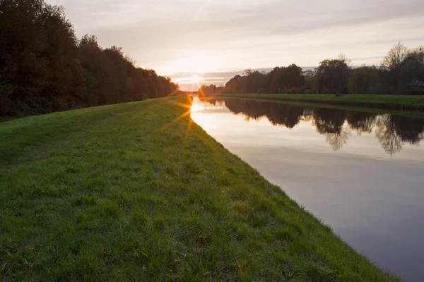 Sunset over the canal, Netherlands — Stock Photo, Image