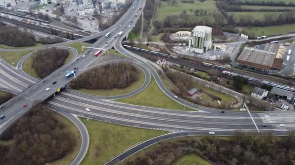 Vedere Aeriană Unei Autostrăzi Intersecții Pod Punct Vedere Dronei — Videoclip de stoc