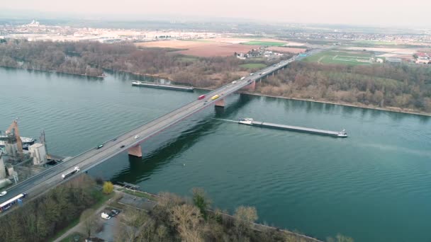 Промислові Кораблі Річці Магістральний Міст Вигляд Повітря — стокове відео