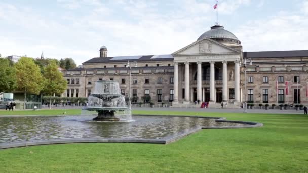 Kurhaus wiesbaden, kegelgrün — Stockvideo