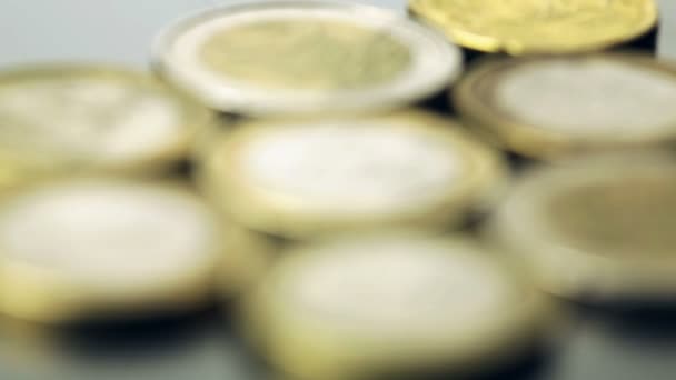 Монети євро - великим планом — стокове відео