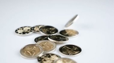 Düşme euro coins