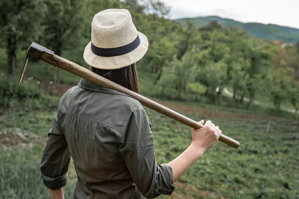 Back View Portrait Young Adult Caucasian Woman Female Farmer Standing — Stockfoto