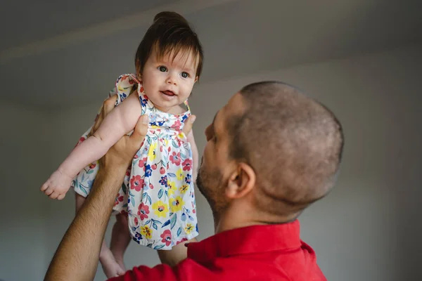 Adult Caucasian Man Father Wearing Red Shirt Holding His Small — Stock Photo, Image