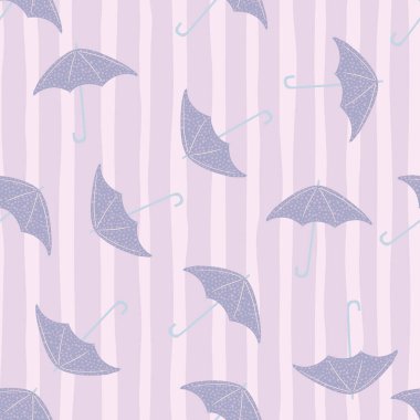 Elle çizilmiş mor şemsiye süsüsüyle rastgele ve pürüzsüz bir desen. Hafif pastel çizgili arka plan. Sezon arkaplanı. Kumaş tasarımı, tekstil baskısı, ambalaj, kapak için harika. Vektör illüstrasyonu.